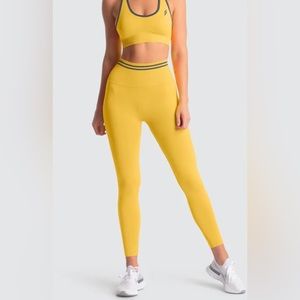 DYE Scrunch Seamless Leggings - Sunny Yellow